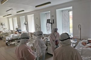 В ковид-госпитале увеличили количество коек