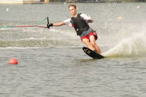 Каждое соревнование — как последнее. На балаковском водном стадионе прошло открытое первенство