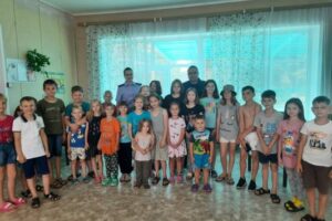 В Балаково сотрудники Следственного комитета встретились с ребятам из ДНР и ЛНР