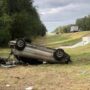 Toyota несколько раз перевернулась в кювете недалеко от Балаково