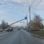 Установили, но не подключили: пешеходный переход на мосту Победы ещё не готов быть безопасным