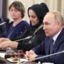 Владимир Путин встретился с матерями участников СВО