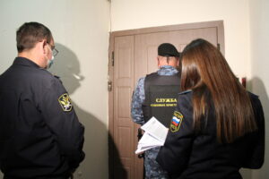 Балаковская автовладелица поплатилась за то, что доверила автомобиль человеку без страховки