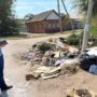 «Вот это куча!» Как балаковская прокуратура отреагирует на горы мусор около контейнеров