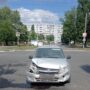 В Балакове не поделили перекрёсток два автомобиля. Пострадала женщина