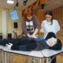 Гимназистов из Балакова научили оказывать первую помощь