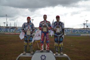 Юниор-дебютант выиграл юношескую гонку в Балаково