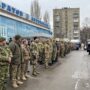 Мобилизованных бойцов проводили в зону СВО с автовокзала