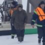 Спасатели из Балаково эвакуировали пенсионера с острова на Волге