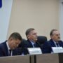 Коммунальщики не успели украсить Балаково к празднику вовремя