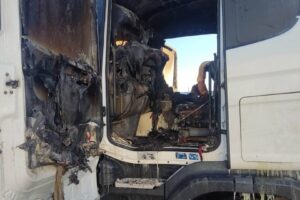 Недалеко от Балаково на трассе горел большегруз