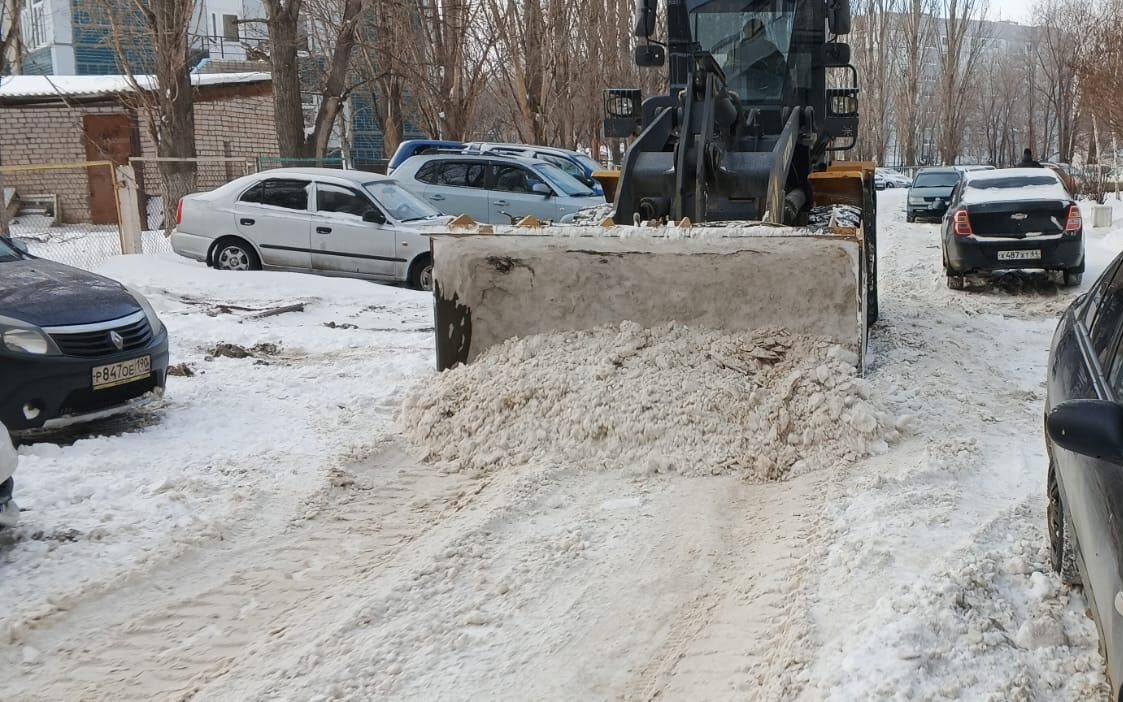 Чиновники назвали УК, которые не очищают дворы в Балаково от снега -  Балаково.Онлайн - Все новости Балаково