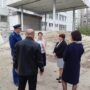 Разбитые ступени балаковской школы проверила прокуратура