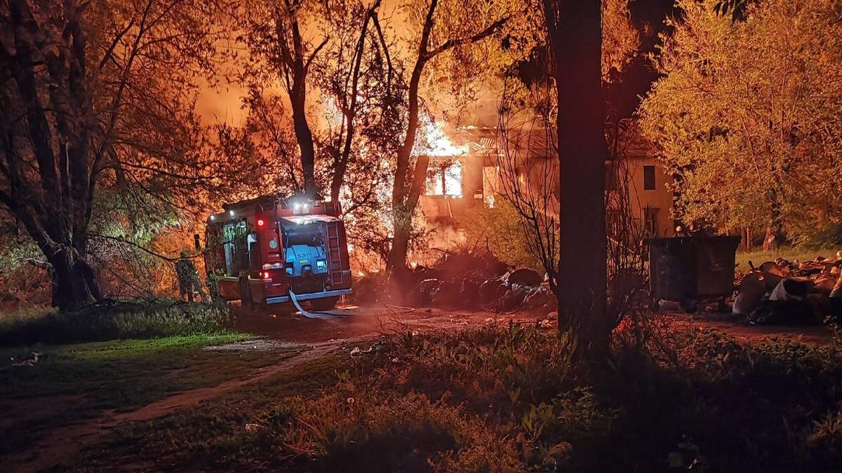 В Балаково сгорели еще два «клопятника» - Балаково.Онлайн - Все новости  Балаково