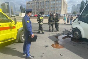 ДТП у администрации в Балаково заинтересовало следователей и прокуратуру