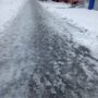 Прямая дорога в травмпункт: Балаково покрылся корочкой льда