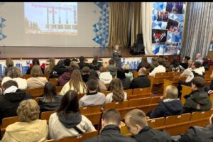 ВИДЕО Абитуриентам в БИТИ рассказали, к чему готовиться при поступлении