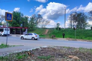 В Балаково на набережной Леонова увеличена обзорность для пешеходов и водителей