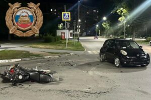 Автоледи на иномарке в Балаково сбила байкера