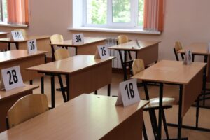 Быстро и чётко: иностранные языки одиннадцатиклассники сдавали за 17 минут