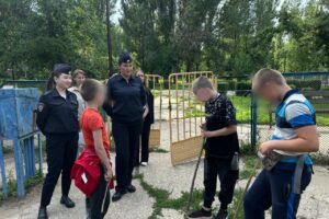 В Балакове состоялся профилактический рейд по местам отдыха подростков