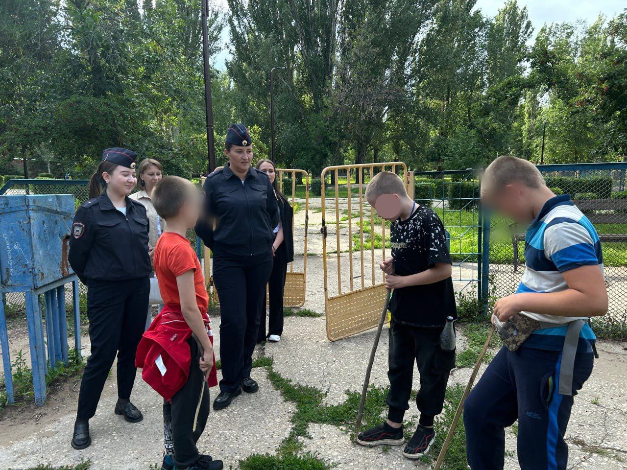 В Балакове состоялся профилактический рейд по местам отдыха подростков