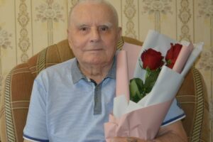 Легендарный строитель из Балаково отметил 95-летний юбилей