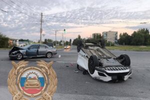 ДТП В Балаково. В столкновении двух иномарок пострадали два человека