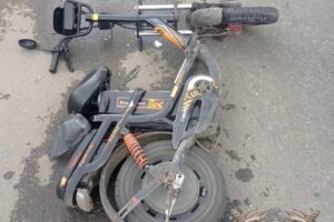 В Балаково автоледи врезалась в электровелосипед