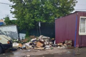 43 незаконных торговых павильона снесли в Балаково