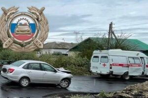 Автомобиль скорой помощи в Балаково протаранила «Гранта»