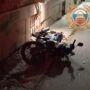 Водитель мопеда в Балаково ночью врезался в стену