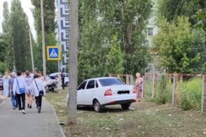 Балаковские Госавтоинспекторы наказали молодого водителя за нарушение ПДД