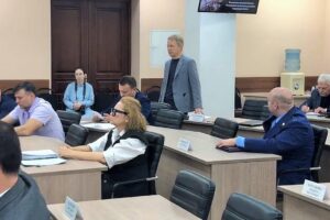 Два врача балаковской поликлиники получили служебное жилье