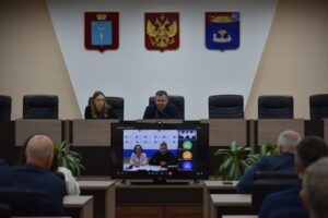 Балаковцы обсудили будущее города