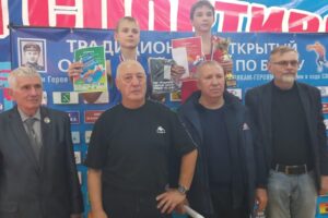 Балаковские боксеры завоевали золото и серебро на межрегиональном турнире