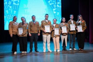 Балаковские студенты вернулись с наградами с церемонии закрытия Трудового семестра