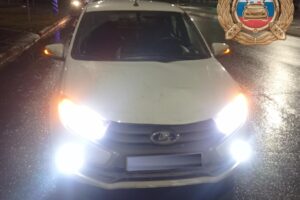 Женщину сбил автомобиль в Балаково у поликлиники