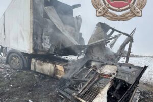 Жесткое ДТП с участием двух большегрузов произошло в Балаковском районе