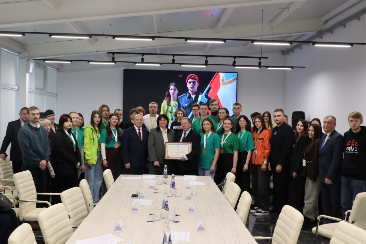 Патриотический клуб из Балаково признан одним из лучших в ПФО