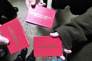 Начальник балаковской полиции вручил удостоверения дружинникам-студентам