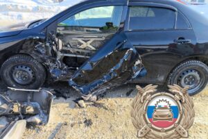 На въезде в Балаково дорогу не поделили две иномарки