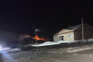В балаковском селе огнеборцы ликвидировали крупный пожар