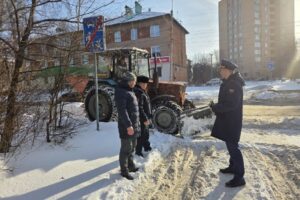 Прокуратура Балаково нашла снежные валы на переходах и мнимую соль для дорог