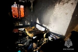 Два человека погибли на пожаре в Балаково