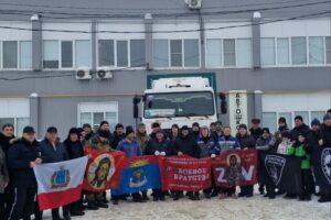 Балаковцы отправили на фронт новую партию помощи