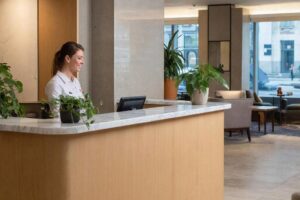 Балаковцы смогут без потерь отменять бронь в отелях по новому закону