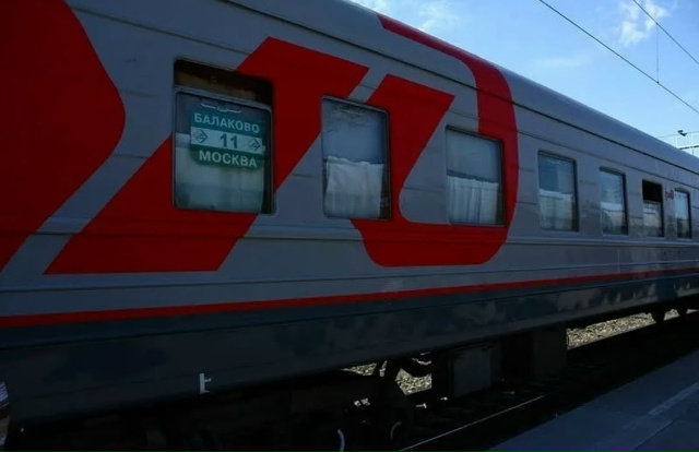 Пассажиры поезда "Балаково-Москва" пожаловались на длительную остановку в Тамбовской области