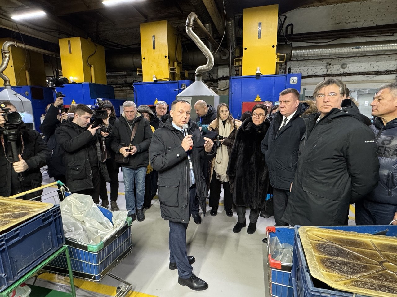 ВИДЕО Ставка на будущее. Зачем министр и депутаты приезжали на балаковские предприятия