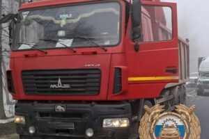 Два грузовика столкнулись на дороге между Балаковом и Хвалынском